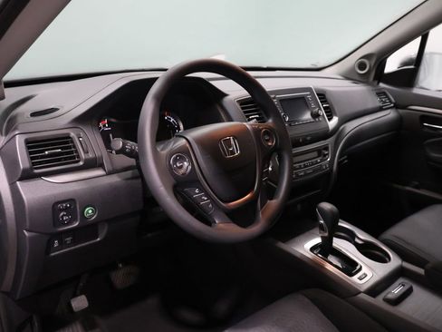 Used 2019 Honda Ridgeline Sport image 16