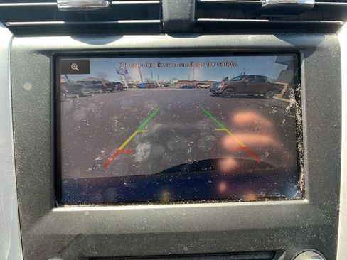 Used 2016 Ford Fusion SE image 40