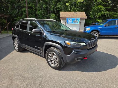 Used 2020 Jeep Cherokee Trailhawk w/ Cold Weather Group AWD/4WD image 8
