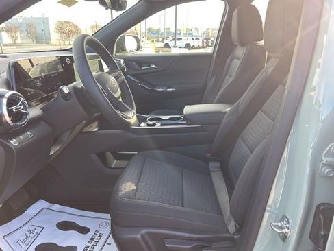 New 2026 Chevrolet Equinox LT w/ Safety and Technology Package image 15