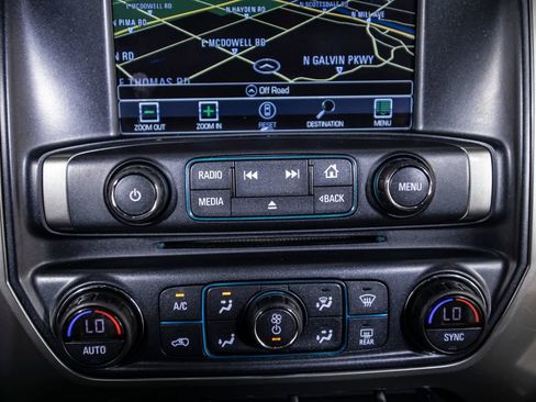 Used 2018 Chevrolet Silverado 1500 LT w/ All Star Edition AWD/4WD image 37