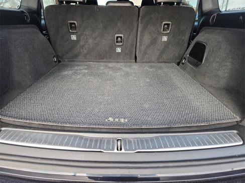 Used 2023 Jeep Grand Cherokee Summit w/ Advanced Protech Group IV image 19