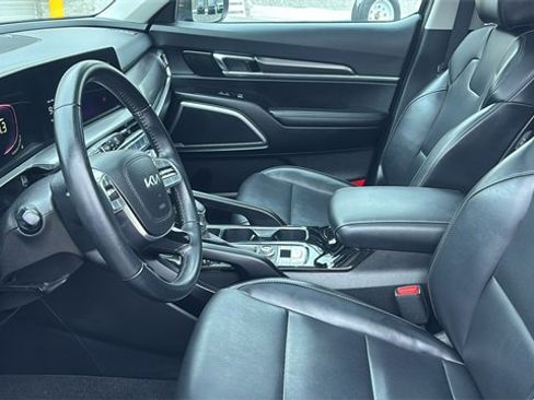 Used 2024 Kia Telluride S w/ S Sunroof Package image 25