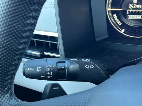 Used 2023 Mitsubishi Outlander SEL image 18