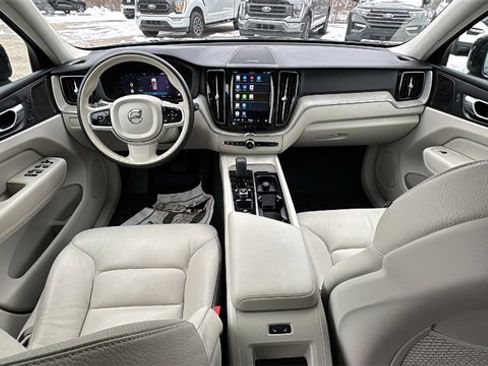 Used 2023 Volvo XC60 B5 Plus w/ Climate Package image 13