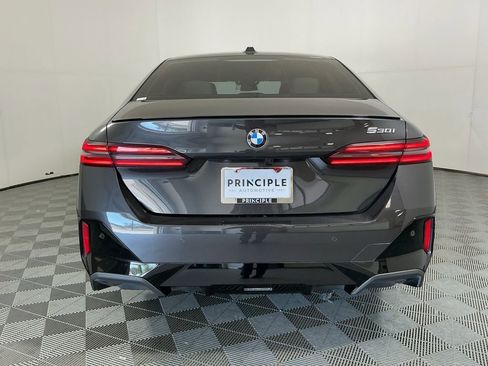 Certified 2025 BMW 530i w/ M Sport Package RWD image 6