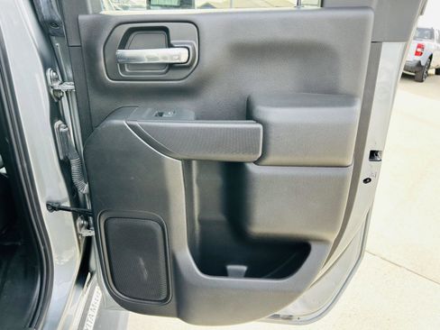 Used 2024 GMC Sierra 2500 Pro w/ Convenience Package image 24