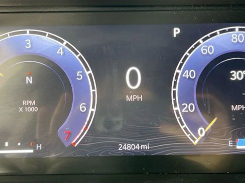 Used 2022 Jeep Grand Cherokee Limited w/ Luxury Tech Group II image 13