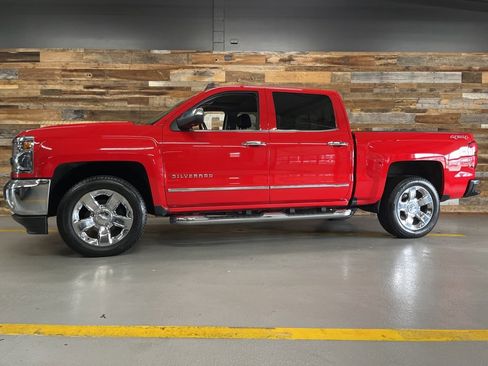 Used 2016 Chevrolet Silverado 1500 LTZ w/ LTZ Plus Package image 17