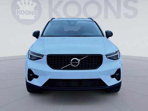 New 2026 Volvo XC40 B5 Plus w/ Protection Package Premier AWD/4WD image 11