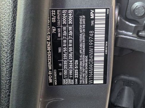 Used 2022 Mercedes-Benz GLB 250 image 24