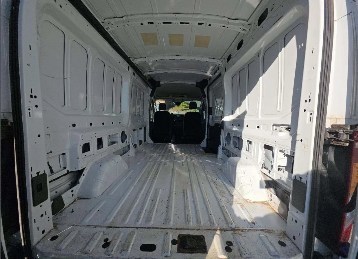 Used 2020 Ford Transit 250 Medium Roof AWD image 47