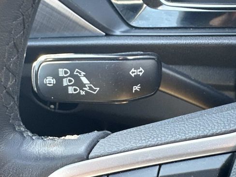 Used 2024 Volkswagen Jetta SE FWD image 25