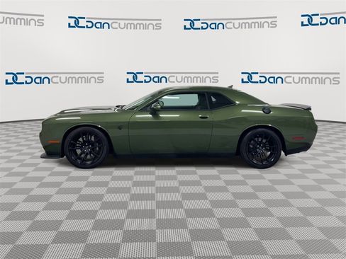 Used 2023 Dodge Challenger SRT Hellcat w/ Driver Convenience Group image 5