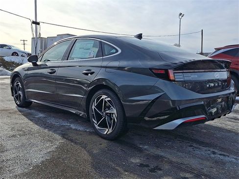 New 2026 Hyundai Sonata SEL image 3
