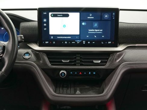 Certified 2025 Ford Explorer Platinum AWD/4WD image 17