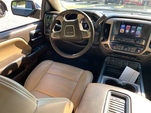 Used 2018 GMC Sierra 1500 Denali w/ Denali Ultimate Package AWD/4WD image 19