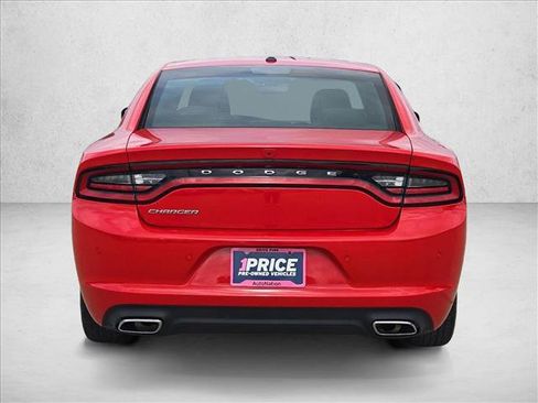 Used 2022 Dodge Charger SXT image 7