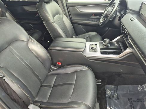 Used 2024 MAZDA CX-90 3.3 Turbo w/ Premium Package image 17