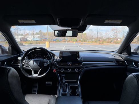 Used 2020 Honda Accord Sport image 30