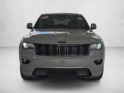 Used 2020 Jeep Grand Cherokee Altitude RWD image 2