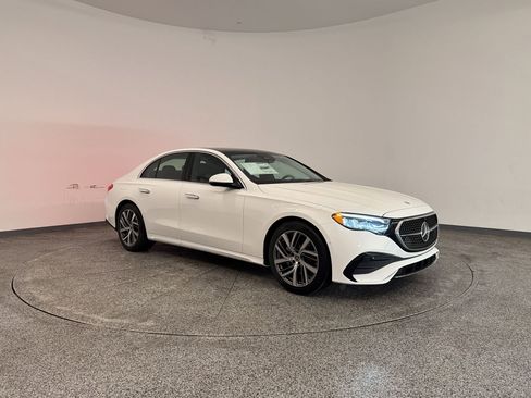 New 2026 Mercedes-Benz E 350 Sedan image 7