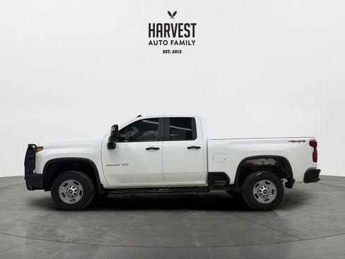 Used 2020 Chevrolet Silverado 2500 W/T w/ WT Convenience Package AWD/4WD image 2