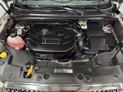 Used 2019 Lincoln MKC Select w/ Select Plus Package AWD/4WD image 60