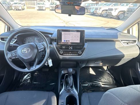 Used 2024 Toyota Corolla LE FWD image 13