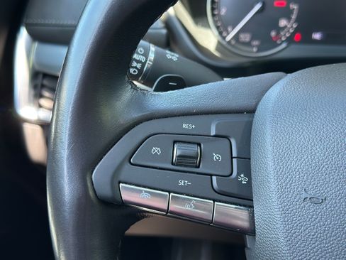 Used 2023 Cadillac XT4 Premium Luxury image 13