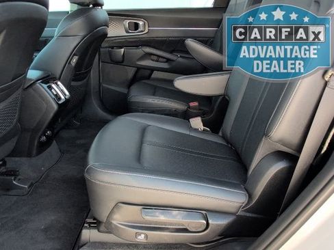 Used 2022 Kia Sorento SX image 6