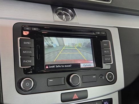 Used 2015 Volkswagen CC Sport image 18