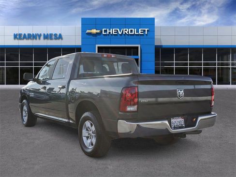 Used 2018 RAM 1500 Classic SLT image 6