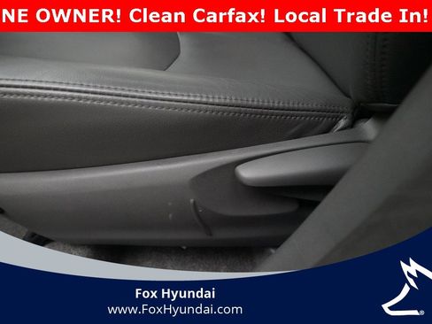 Used 2011 Toyota Prius Five image 27