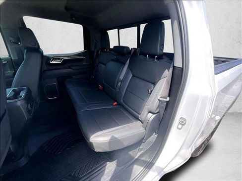 Used 2025 Chevrolet Silverado 1500 RST AWD/4WD image 27