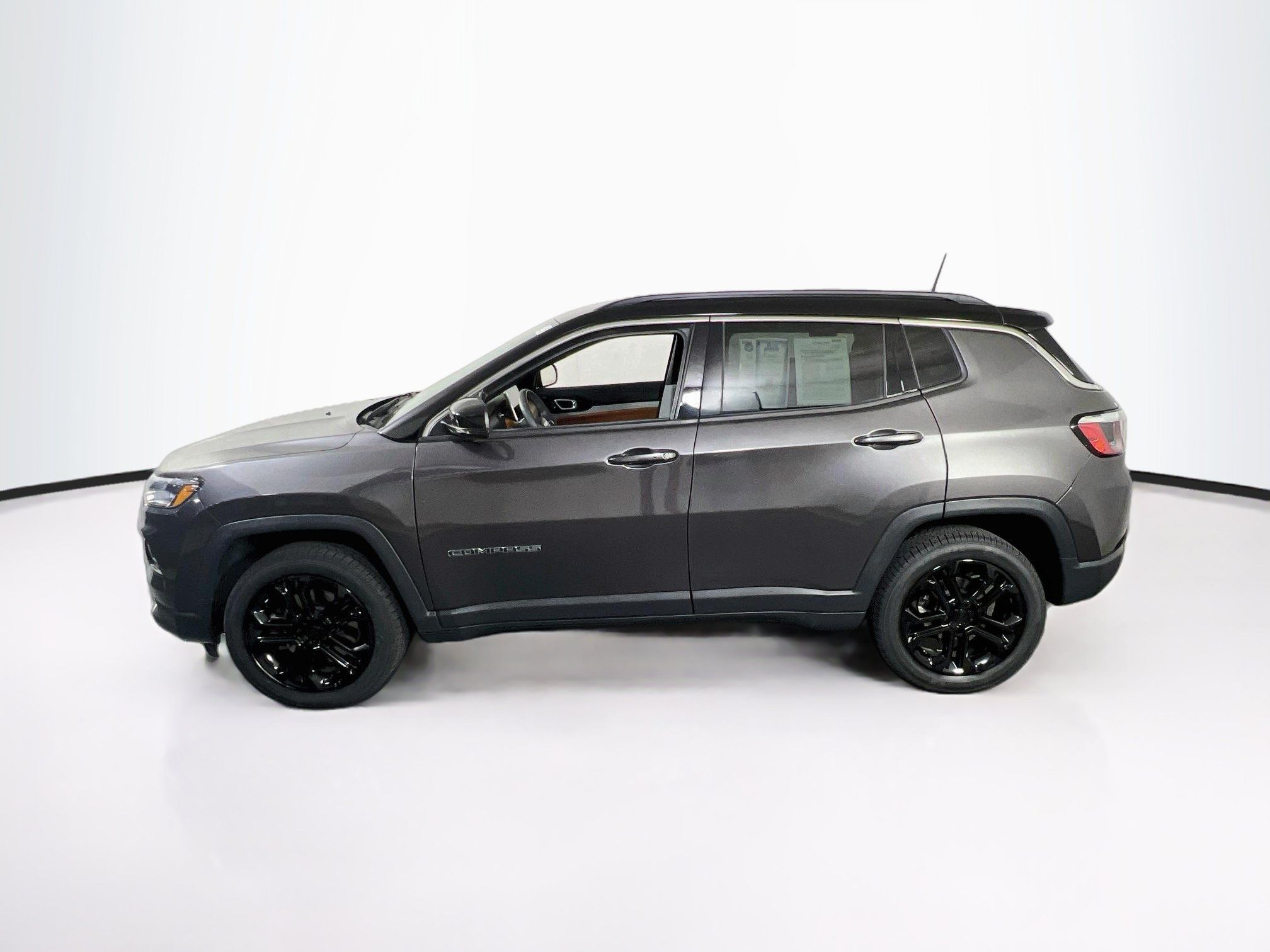 Used 2023 Jeep Compass Limited AWD/4WD image 8