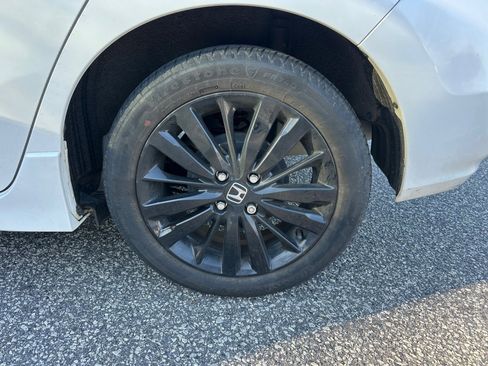 Used 2020 Honda Fit Sport image 25