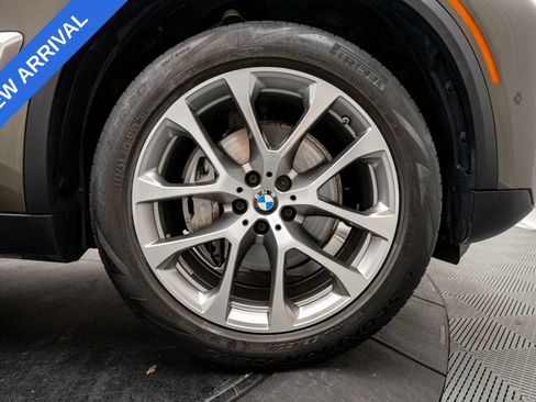 Used 2024 BMW X5 xDrive40i w/ Premium Package AWD/4WD image 33
