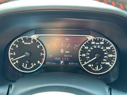Used 2024 Nissan Altima 2.5 SR w/ SR Premium Package AWD/4WD image 10