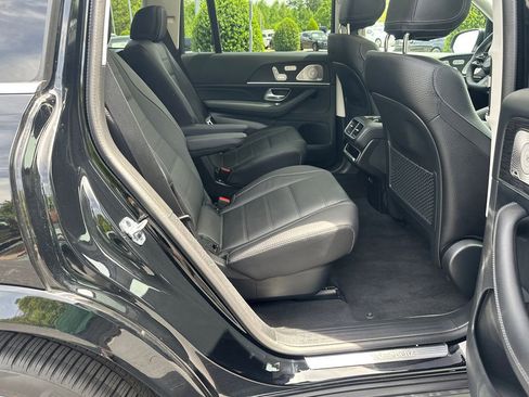 New 2026 Mercedes-Benz GLS 450 4MATIC image 17
