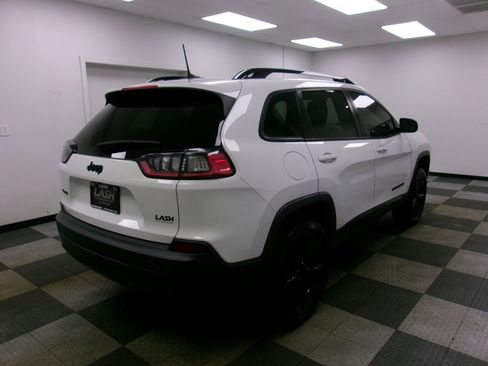 Used 2020 Jeep Cherokee Latitude Plus AWD/4WD image 13