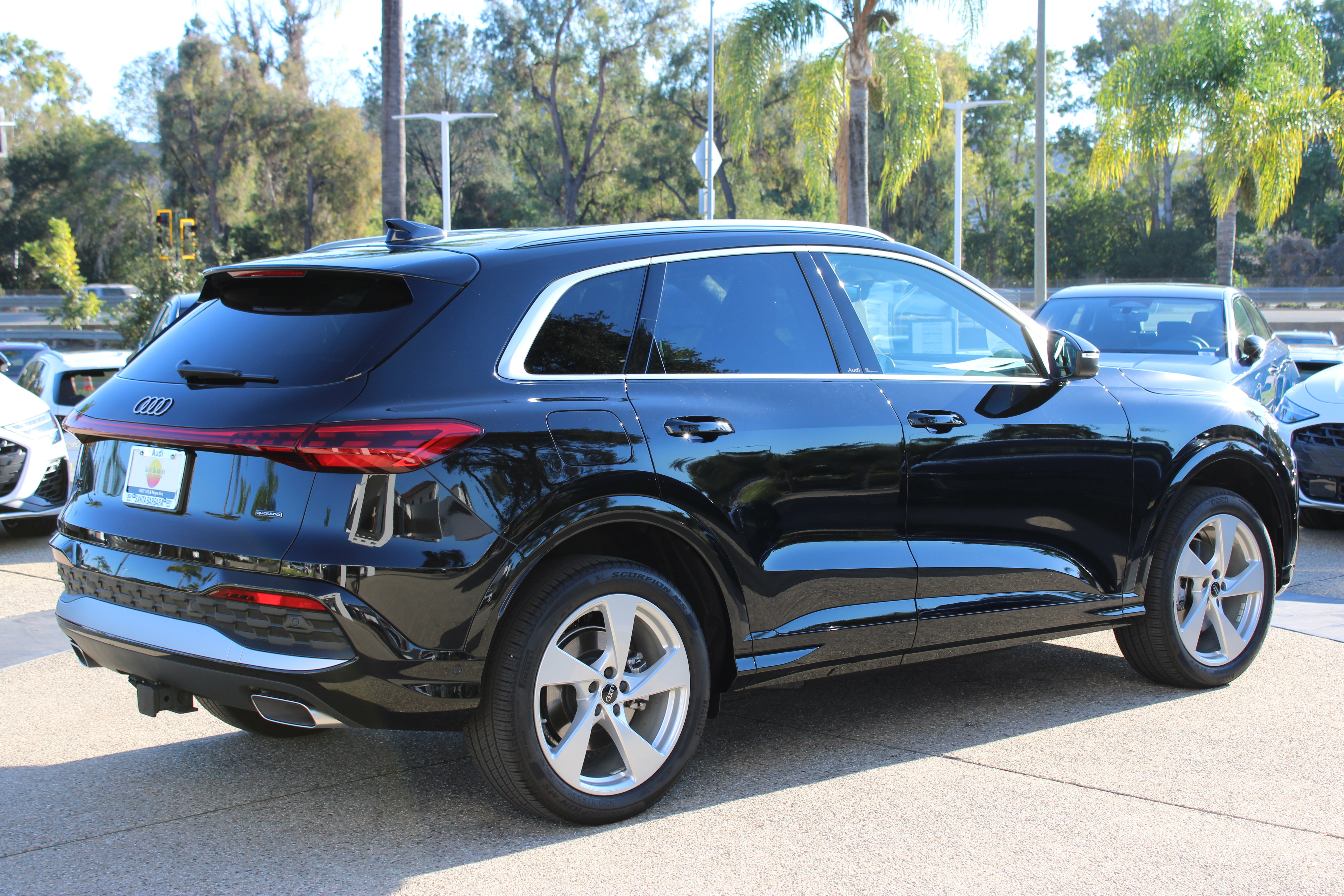 Certified 2025 Audi Q5 Premium w/ Premium Plus AWD/4WD image 5