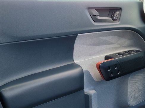 Certified 2023 Ford Maverick XLT w/ XLT Luxury Package image 37