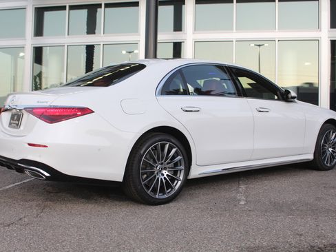 New 2025 Mercedes-Benz S 580 4MATIC Sedan image 7