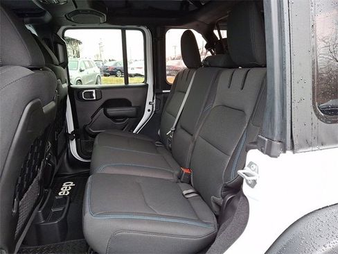 Used 2022 Jeep Wrangler Unlimited Rubicon 4xe w/ Safety Group image 10