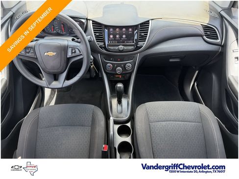 Used 2021 Chevrolet Trax LS w/ Tint and Cruise Package AWD/4WD image 10