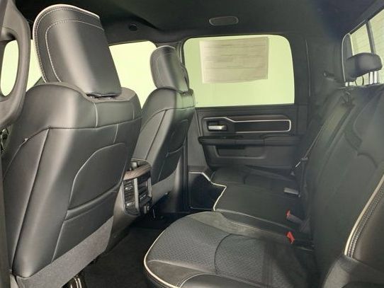 New 2026 RAM 2500 Laramie w/ Sport Appearance Package AWD/4WD image 15
