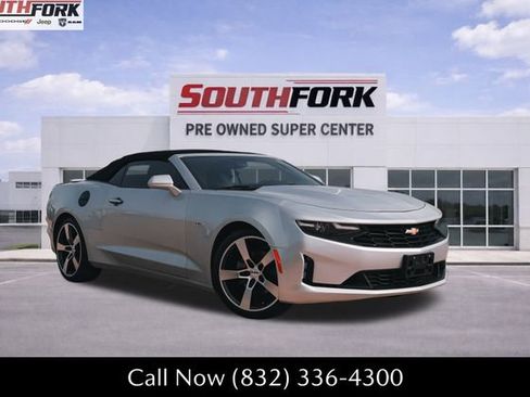 Used 2019 Chevrolet Camaro LT image 1