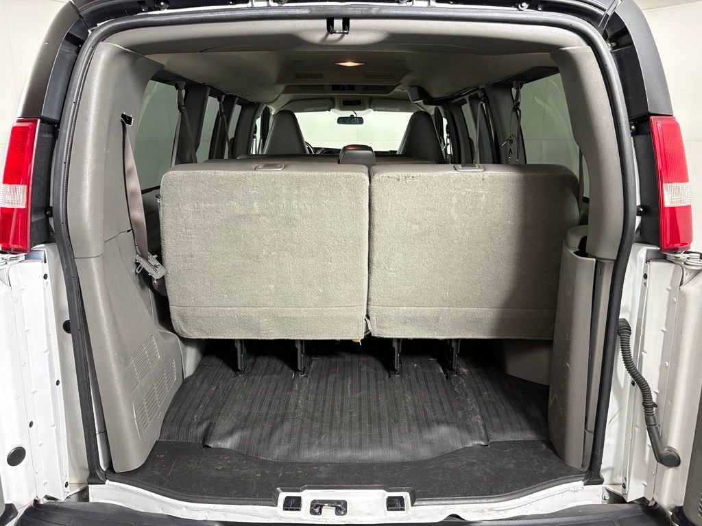 Used 2023 Chevrolet Express 3500 LS RWD image 29