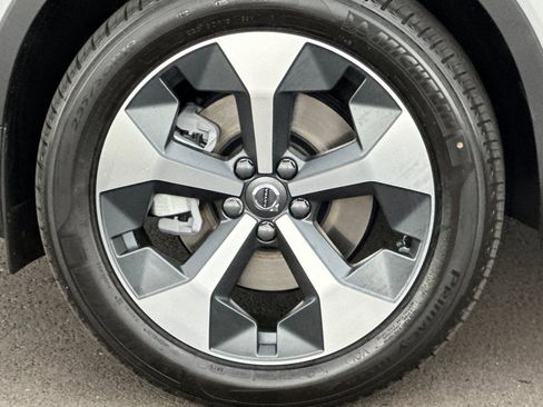 New 2026 Volvo XC40 B5 Plus w/ Protection Package Premier AWD/4WD image 24